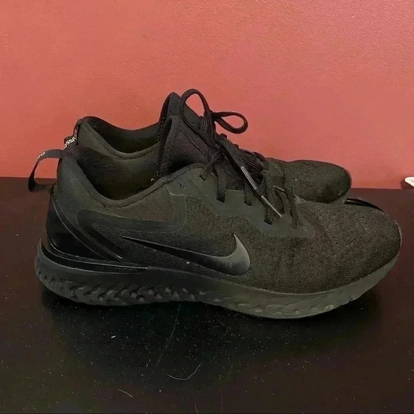 Nike Men's Revolution 5 Running Shoes - Picture 3 of 8